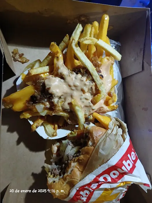 In-N-Out Burger Picture 6