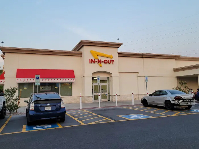 In-N-Out Burger Picture 3