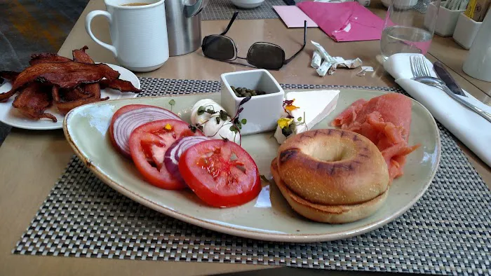 Market Cafe Picture 8