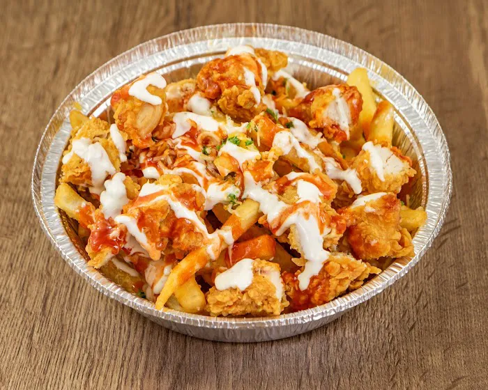 Chix N Buns Picture 5