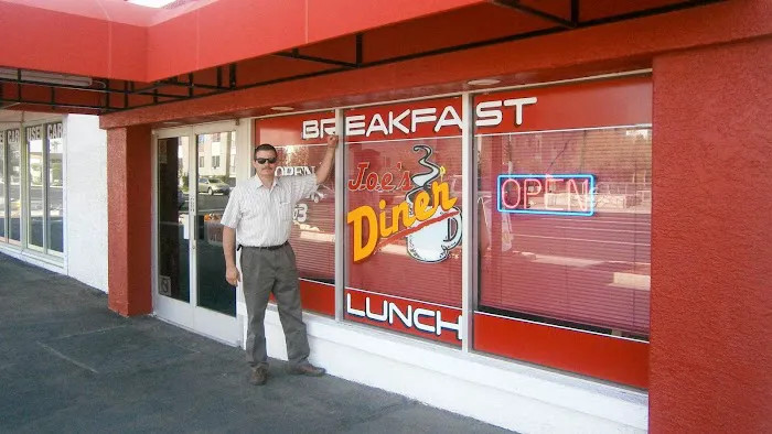 Joe's Diner Picture 4