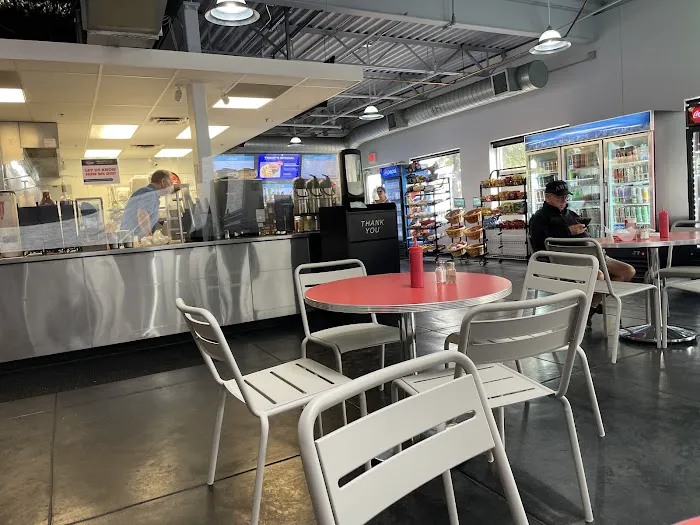 Luke's Diner Picture 4