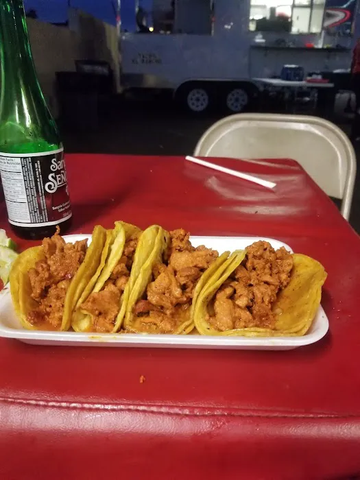 Tacos El Rancho Picture 7