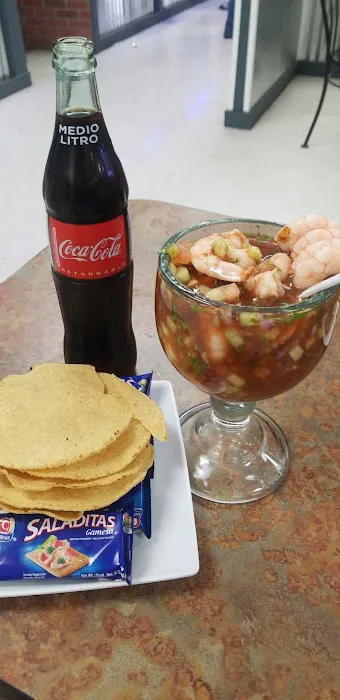 El Rey De Los Ostiones Picture 2