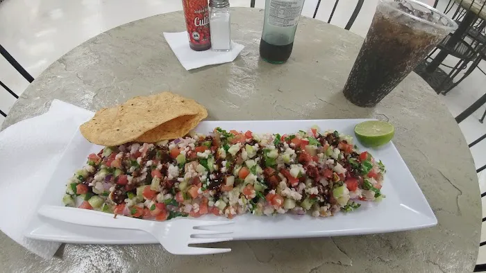 El Rey De Los Ostiones Picture 5