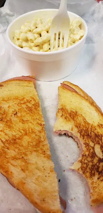 Lunch Time Picture 1