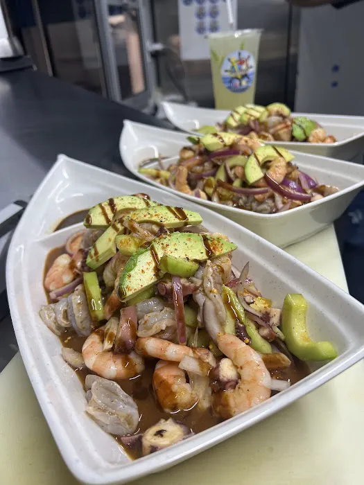 MARISCOS EL GUAYABAS Picture 4