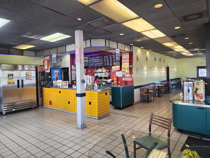 Yoshi's Restaurant Picture 3