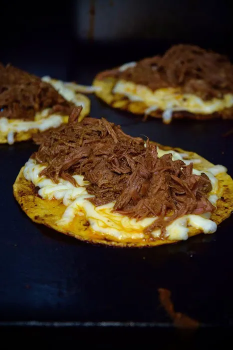 Tacos y Mariscos Dos Compas Picture 2