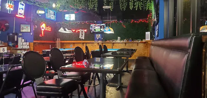 Oasis crossroads bar and grill Picture 8