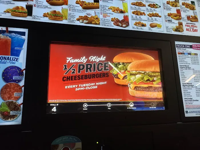 Sonic Drive-In Picture 9