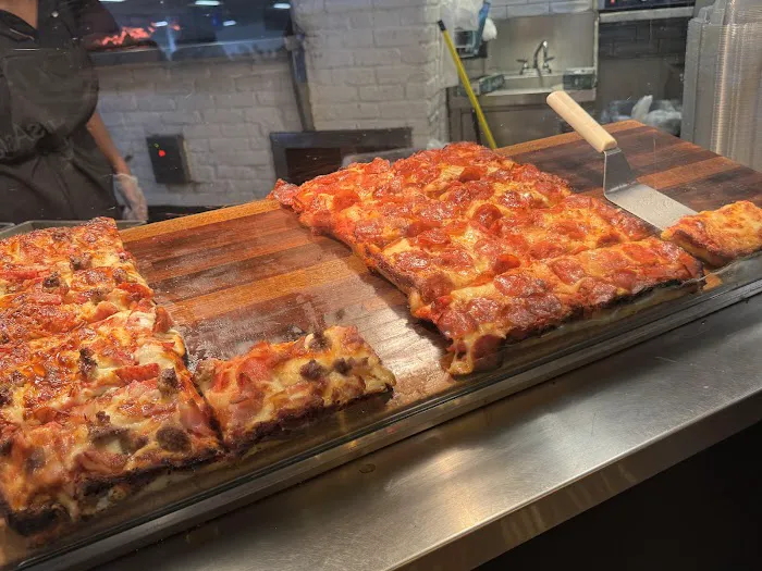 Olive & Ivy Picture 4