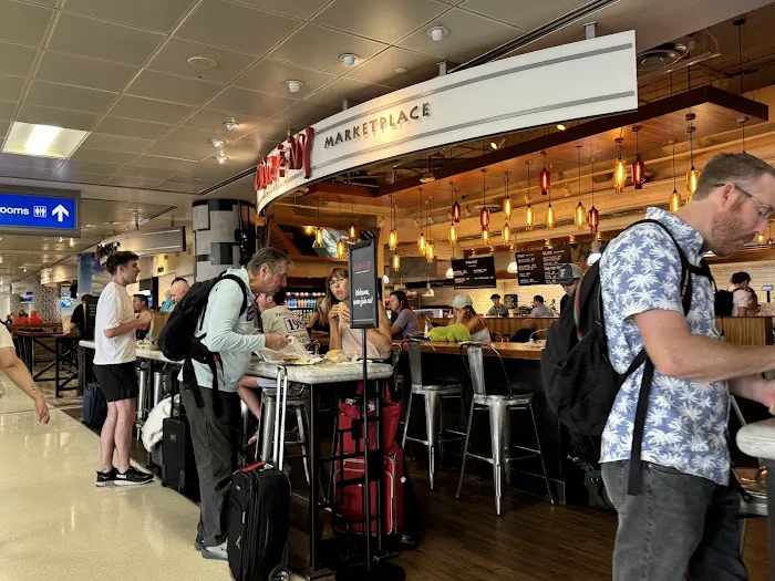 Olive & Ivy Picture 9