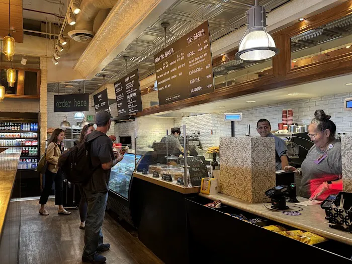 Olive & Ivy Picture 7