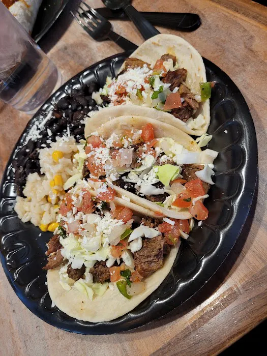 Blanco Tacos and Tequilas Picture 10