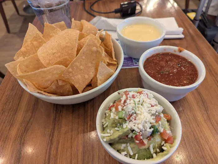 Blanco Tacos and Tequilas Picture 4