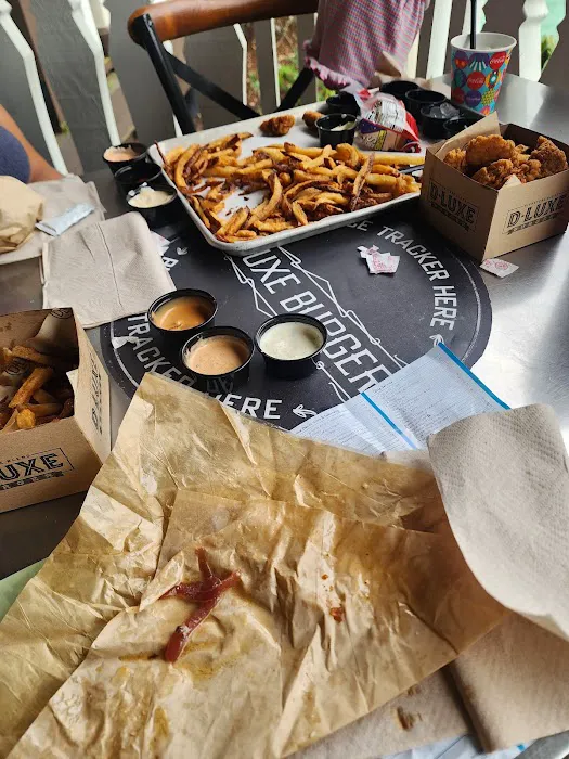 Deluxburger Express Picture 1