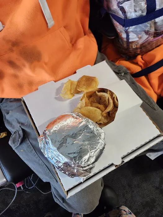 Deluxburger Express Picture 7