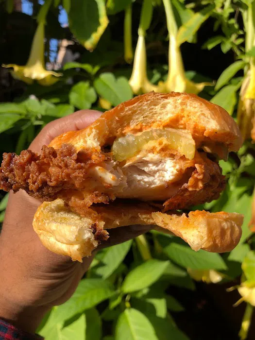 Bird-N-Bun Picture 3