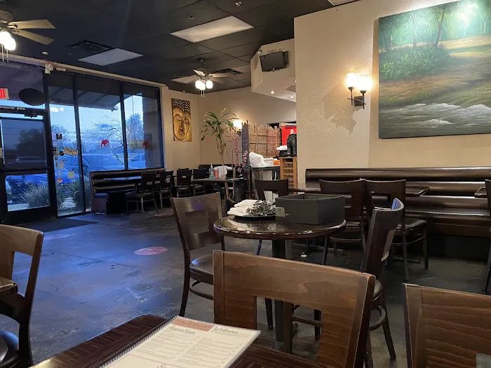 Thai Elephant Bistro Picture 9