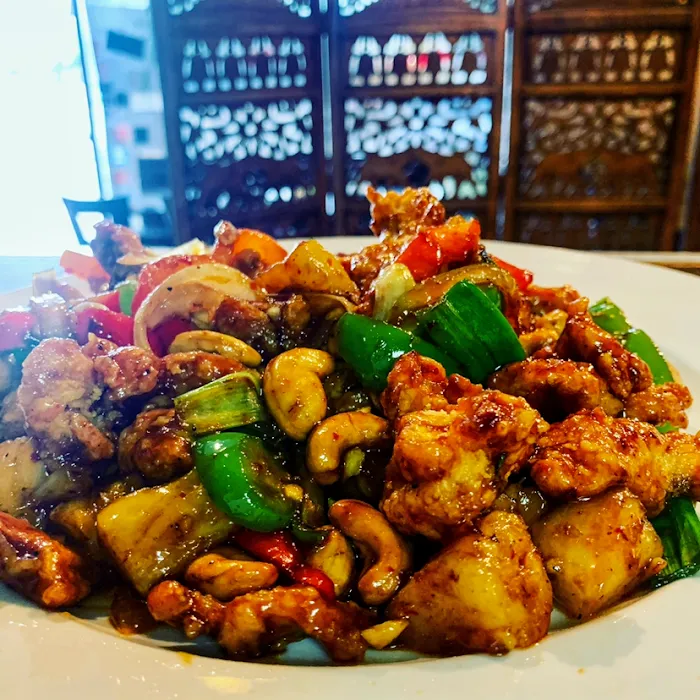 Thai Elephant Bistro Picture 4