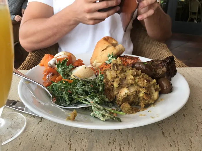 The Lobby Grill Picture 7