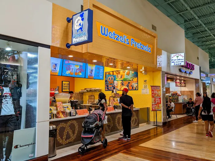 Wetzel's Pretzels Picture 2