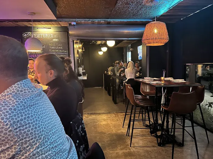 Across The Pond Picture 6