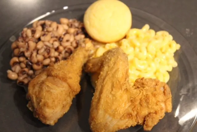 Brown Sugaz Kitchen Picture 4