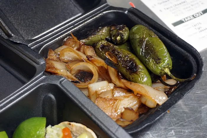 Charlie's Tacos Picture 4