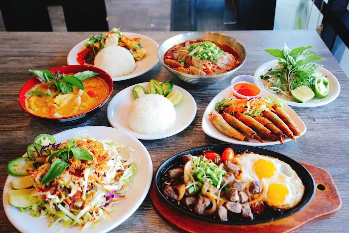 Camelback PHỞ in Phoenix Picture 4