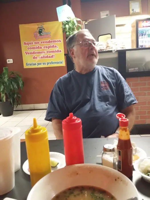 Taquería El Compadre (LA CARRETA) Picture 1