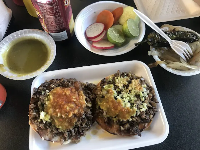 Taquería El Compadre (LA CARRETA) Picture 10