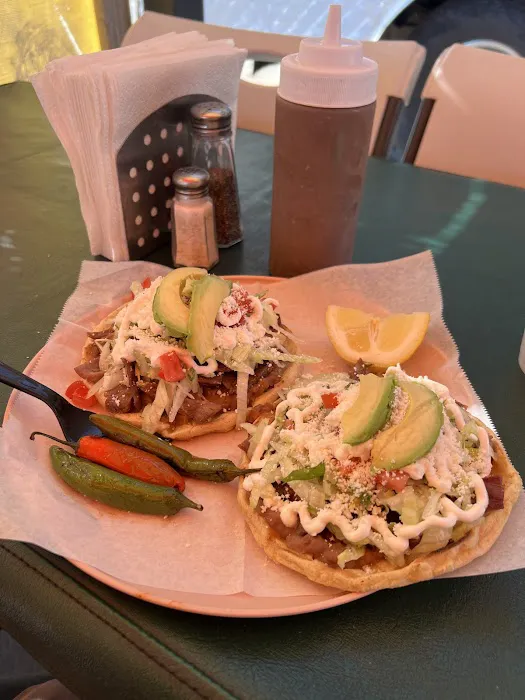 Istmo mexican food Picture 4