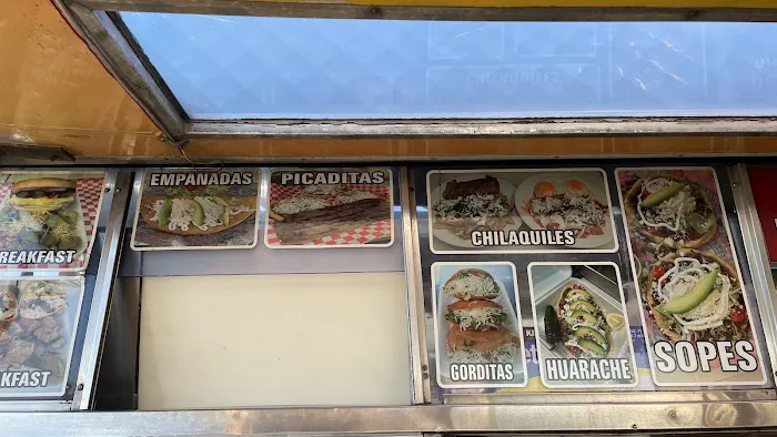 Istmo mexican food Picture 2