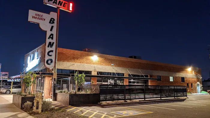 Pane Bianco Central Picture 9