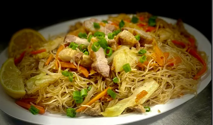 Manong Tomas Pinoy Kitchen Picture 6