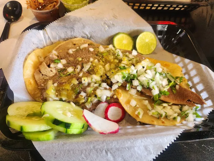 Tacos Los Vales Picture 6