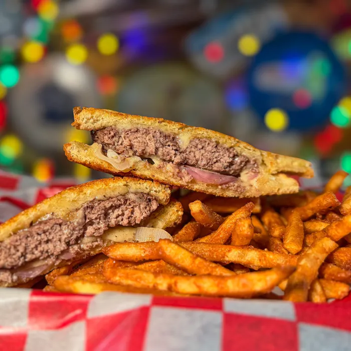 McKenzie's Midtown Tavern Picture 8