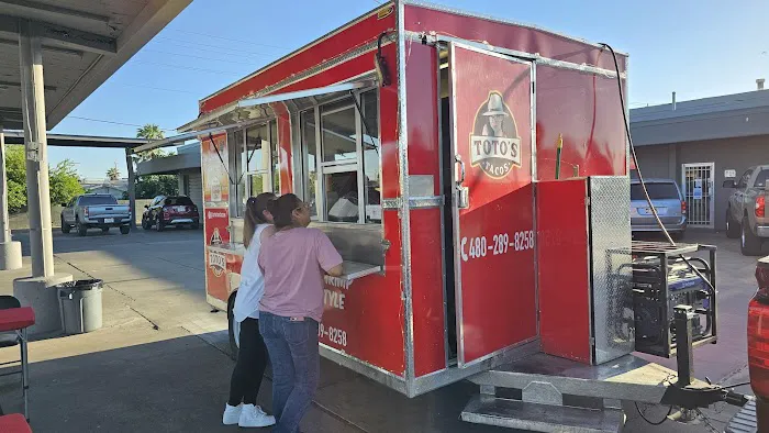 AZ Toto's Tacos Picture 9
