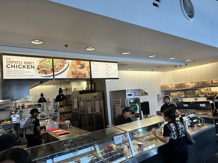 Chipotle Mexican Grill Picture 8