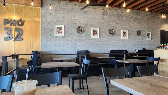 Phở 32 Vietnamese Kitchen Picture 9