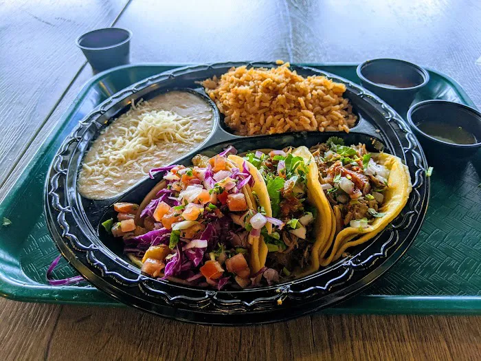 Los Taquitos Picture 7