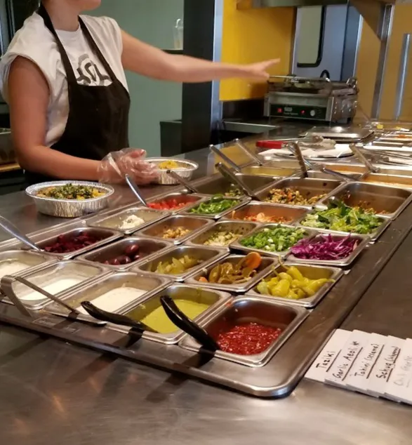 Food Truck catering mediterranean food Picture 4