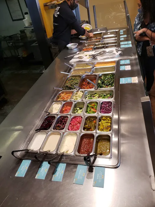 Hummus Xpress + Food Truck Picture 10