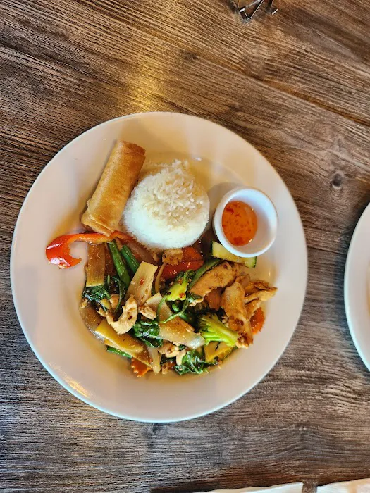 Thai Basil Picture 4