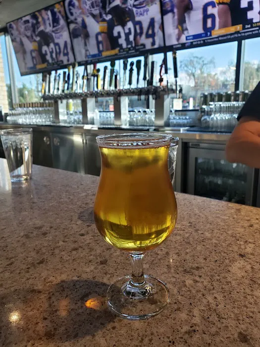 On Ash Tap Room Picture 9