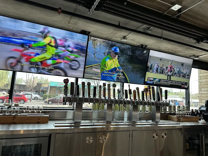 On Ash Tap Room Picture 4