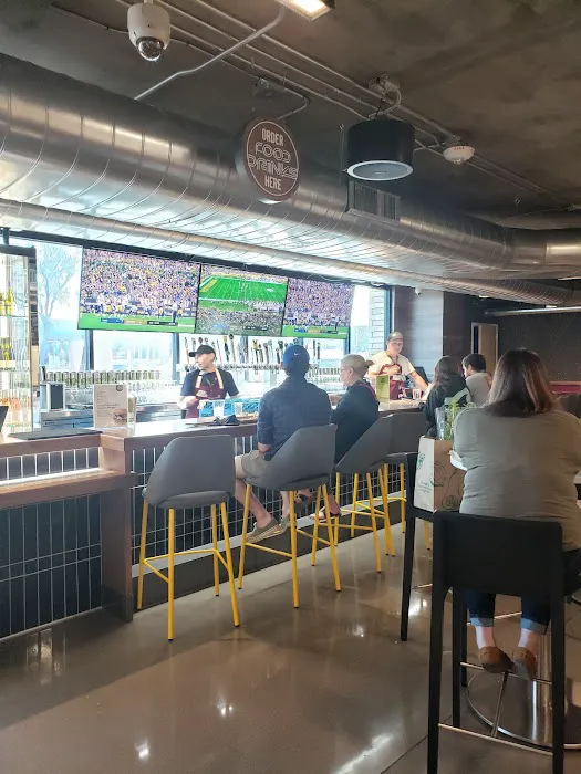 On Ash Tap Room Picture 7