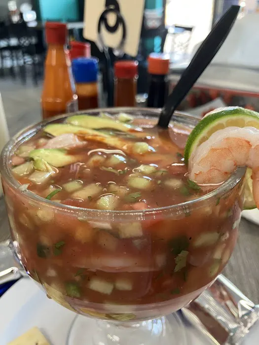 Mariscos El Wicho Picture 3